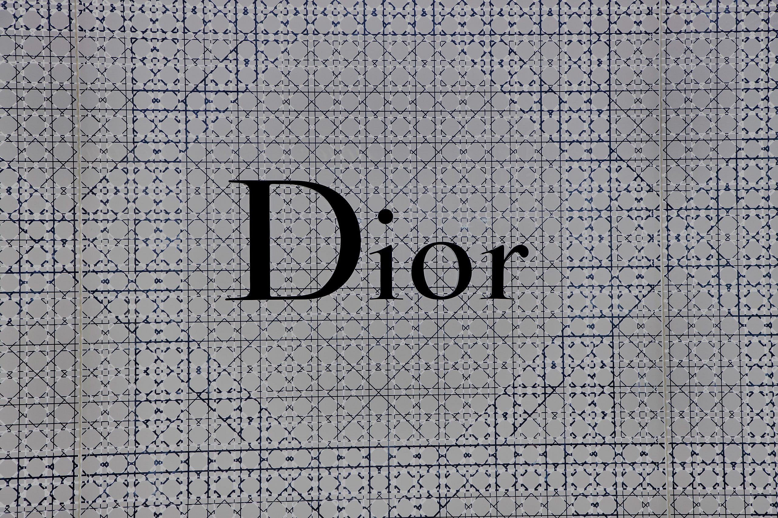 La colaboración entre Sacai y Dior será un éxito en el otoño