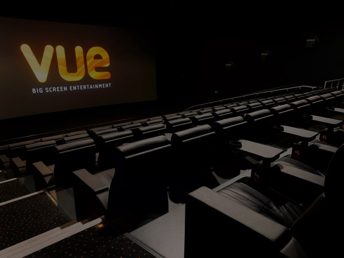 Vue International se dedicará a modernizar sus asientos para que sean de piel y reclinables en todos sus 226 cines internacionales